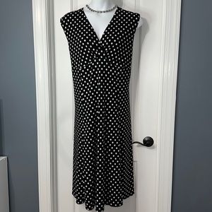 V-neck polkadot, maxi dress sleeveless V-neck